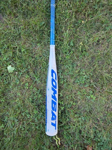 2016 Combat Maxum Composite USSSA Certified Bat (-10) 21 oz 31" (Used)