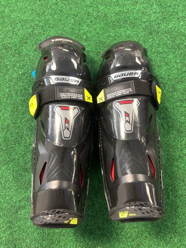 Junior Bauer Vapor 3X Shin Pads 11" (New)