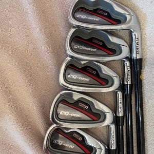 Men's Nitro CG-One Right Handed Iron Set Regular Flex Graphite Shaft 5 Pieces (Used)