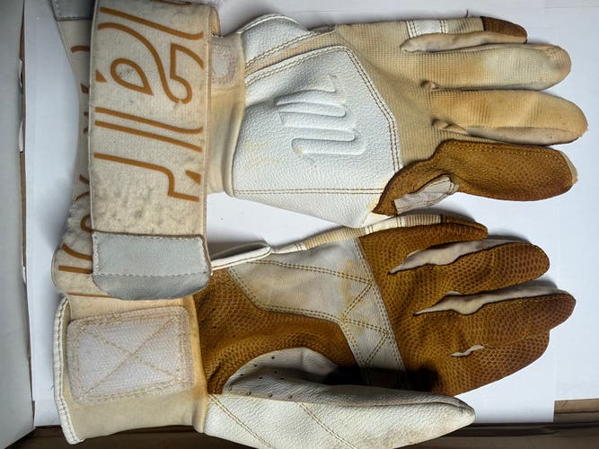 Large Marucci Blacksmith Batting Gloves (Used)