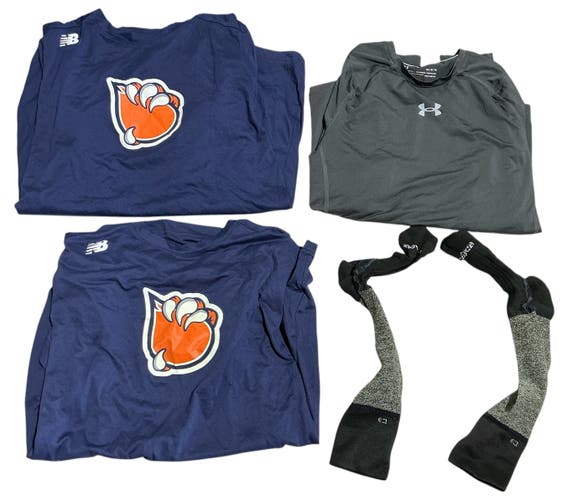 Large Bakersfield Condors Hockey Apparel Bundle (Used) 8087 (B R3 S1 L2)