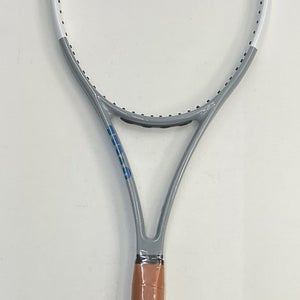 Wilson K-Blade 98  18/20 Pro Stock Roland Garros Grip Size 4 3/8