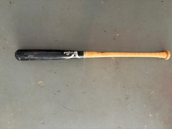 Victus V-Cut BBCOR Certified Bat (-3) 29 oz 32" (Used)