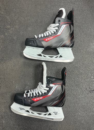 CCM JetSpeed 250 Senior Size 9