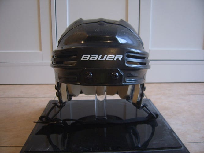 Free Shipping Good Condition Bauer BHH4500 Hockey Helmet sz Extra Large Black