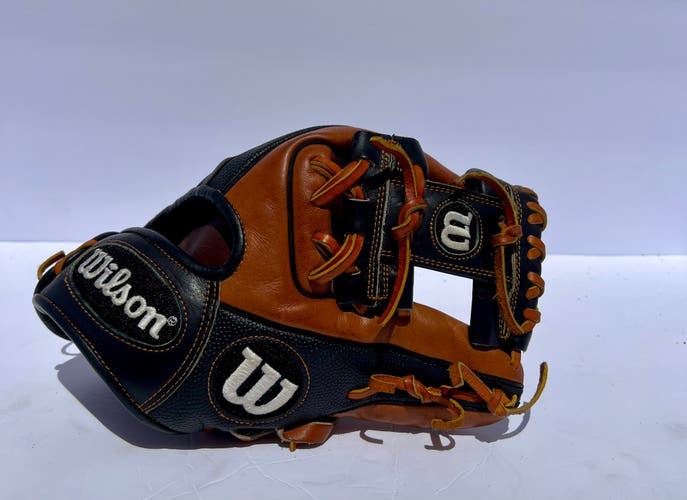 Wilson A2000 1788 11.25” Infield Baseball Glove | SuperSkin | Excellent Condition