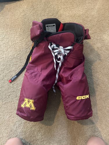 Women's Junior Medium CCM JetSpeed + Hockey Pants Pro Stock (Used)