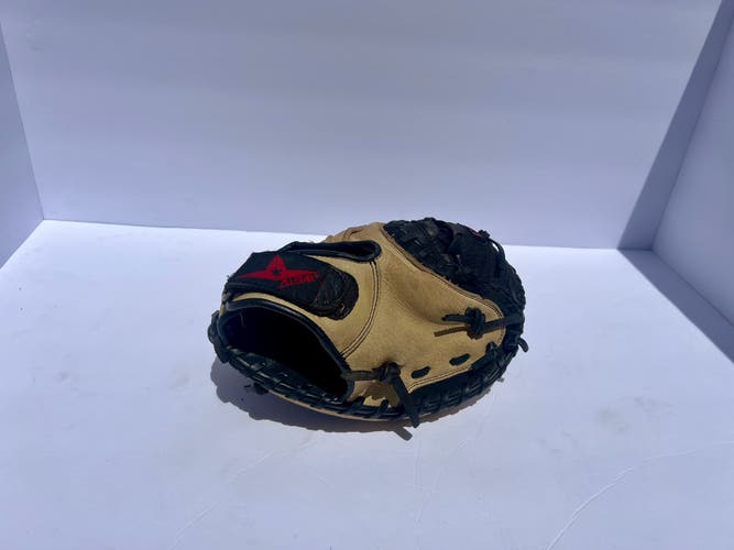 All Star CM1010BT RH Catcher's Glove 31.5" (Used)