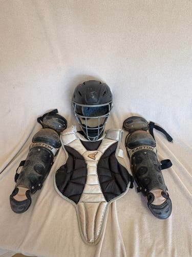 Black/Gray Easton Catcher's Set (Used)