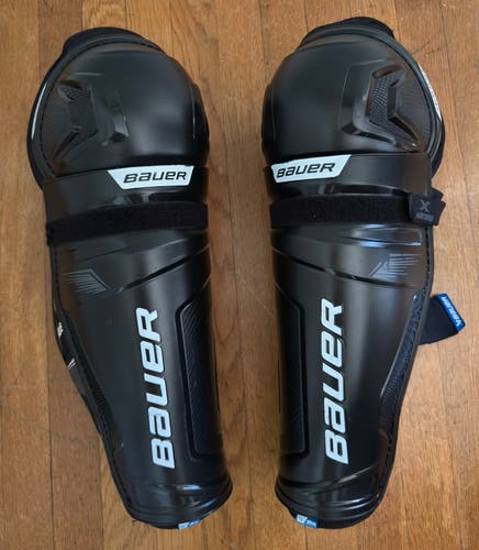 Senior Bauer X- 15" Shin Pads (Used)