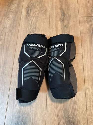 Bauer Junior GSX Goalie Knee Pads (Used)