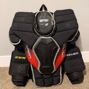 Medium Bauer Vapor Hyperlite 2 Goalie Chest Protector Pro Stock (Used)