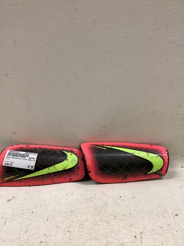 Used Nike Soccer Shin Guards Junior Coral LG 11725-S000503934