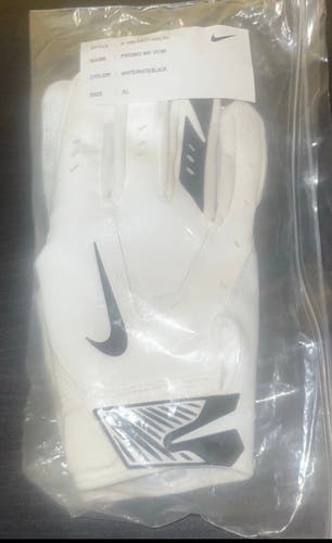 White XL Adult Nike Vapor Jet 5.0 Cold Weather NFL Issued Football Gloves (Brand New)