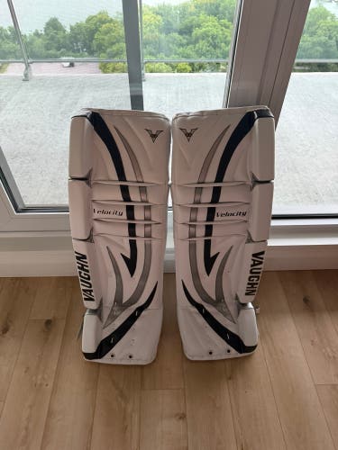 35" Vaughn Velocity V5 7800 Goalie Leg Pads Pro Stock (New)