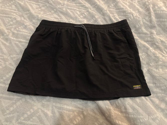 L.L. Bean Women’s Large Athletic Skirt Black