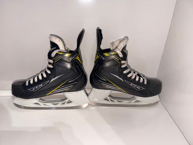 2016 CCM Tacks 2092 Hockey Skates Regular Width 7 (Used)