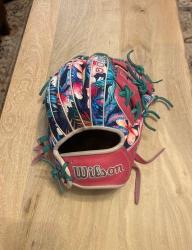 LIMITED EDITION 2024 November GOTM
Wilson A2000 11.5 inch