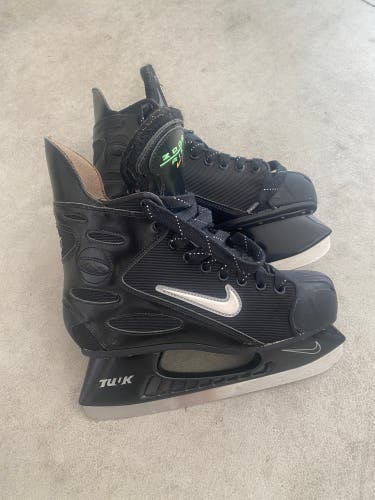 Black Nike Air Zoom Hockey Skates 8 (Used)