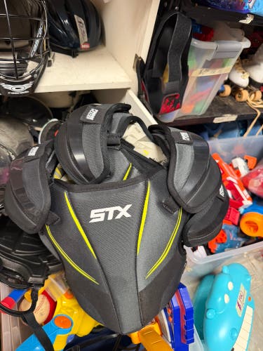 Small Youth STX Stallion 200 Shoulder Pads (Used)