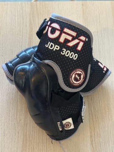 Jofa Senior Hockey Elbow Pads (Used)
