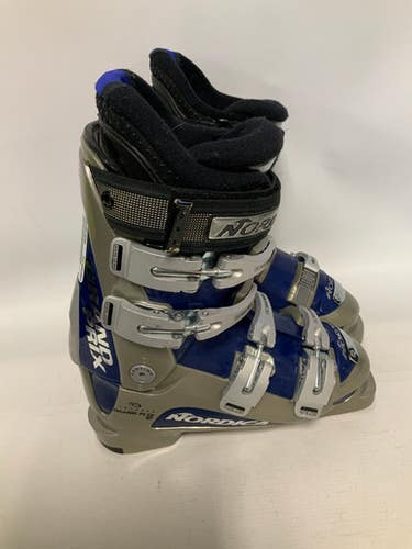 Used Nordica Grand Prix 235 Mp - J05.5 - W06.5 Girls' Downhill Ski Boots 11823-s000020094
