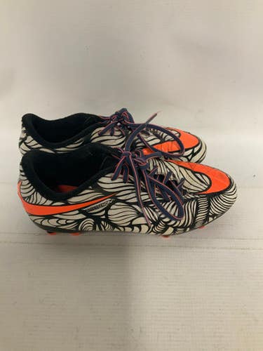 Used Nike Hypervenom Senior 5.5 Cleat Soccer Outdoor Cleats 11823-s000026352