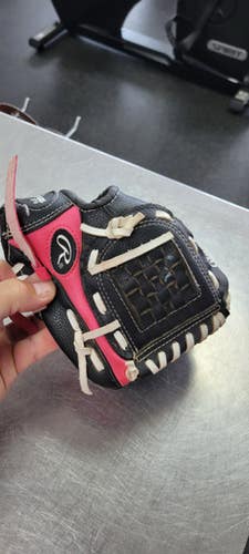 Used Rawlings 8.5 BB/SB Glove RH Throw Pink 9" 11497-C000159042