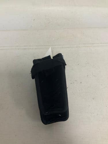 Used Wellpower Soccer Shin Guards Youth White Md 11823-s000036739