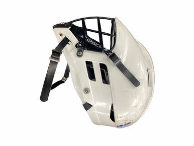 Used Cascade CS YOUTH Lacrosse Helmet White XS 11613-S000184793