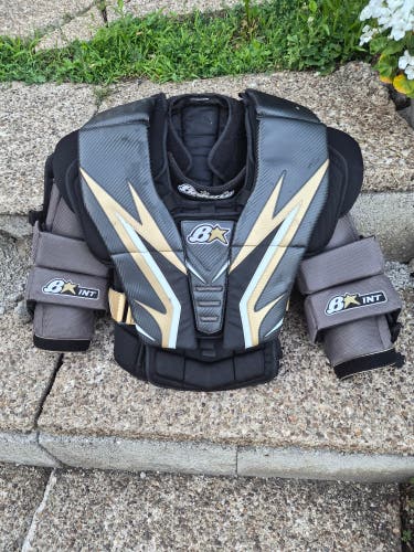 Int. Large Brian's Bstar Goalie Chest Protector