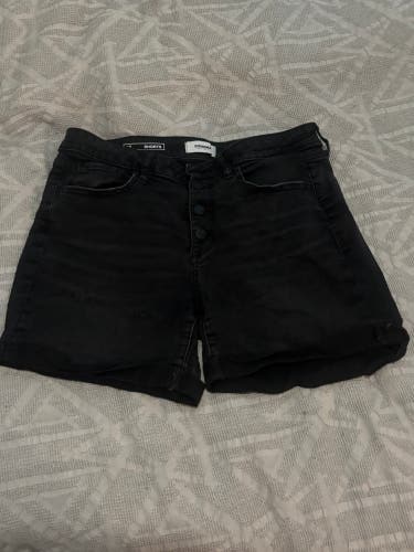Sonoma Women’s Size 10 Denim Jean Shorts Black Inseam 5”