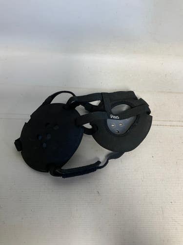 Used Asics Wrestling Headgear Black Senior 11823-s000039099