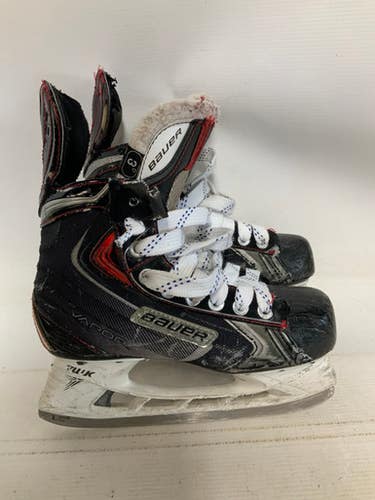 Used Bauer Vapor X70 Intermediate Hockey Skate Intermediate 4.0 11823-s000039123