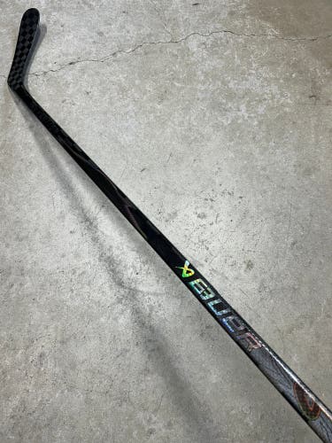 77 Flex P92 Senior Bauer Flylite Right Hand Hockey Stick Pro Stock (Used)