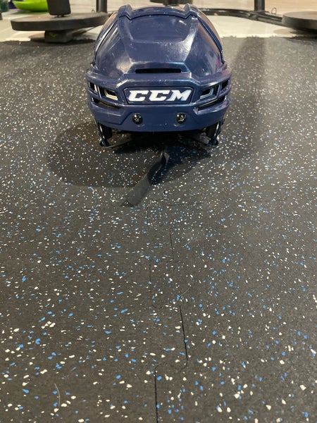 Small CCM Tacks 910 Helmet Pro Stock (Used)