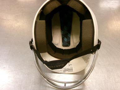 Used Easton ALPHA W/MASK Batting Helmet w/Mask White MD 11339-S000203660
