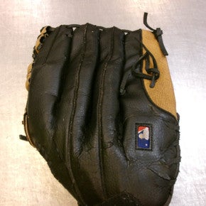 Used Wilson A360 BB/SB Glove LH Throw Brown 12 1/2" 11339-S000203619