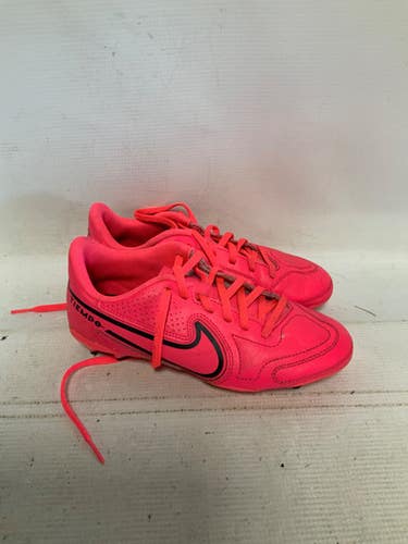 Used Nike Tiempo Soccer Cleats Pink Junior 03 11823-s000040259