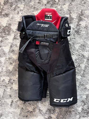 Junior Small CCM JetSpeed FT485 Hockey Pants (Used)