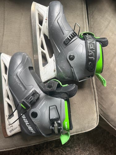 2022 Bauer Konekt Hockey Goalie Skates Size 4 (Used)