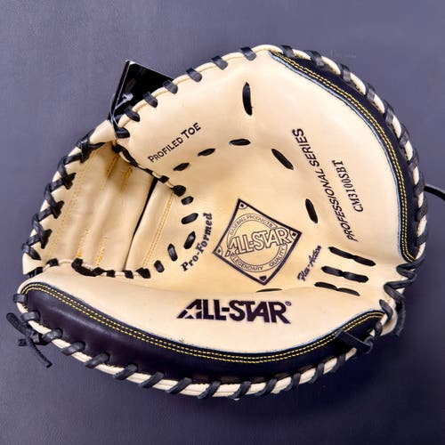 All Star CM3100SBT RHT Catcher's Glove