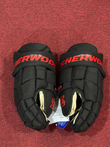 Sher-Wood Rekker Gloves 13" Pro Stock (New)