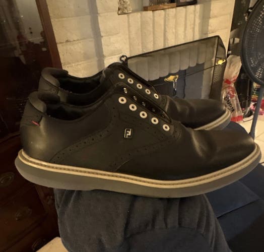 FootJoy Men's Black Leather Spiked Golf Shoes Lace-Up Low Top Sneakers Mens (12)