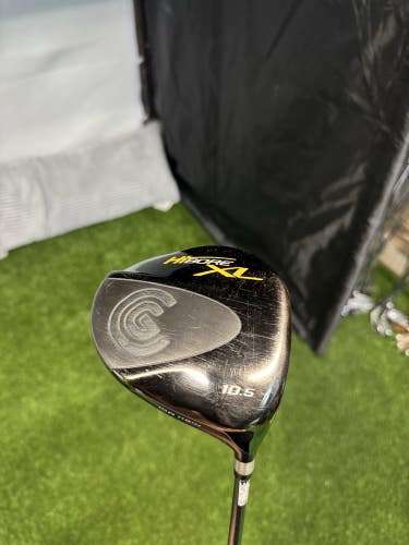 Cleveland Hibore XL Driver 10.5* Fujikura Regular Flex 55g Shaft RH
