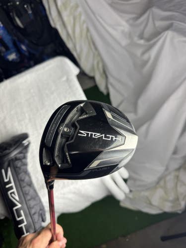 Lefty TaylorMade Stealth Plus Black Out Edition Driver 9, Extra Flex W Headcover