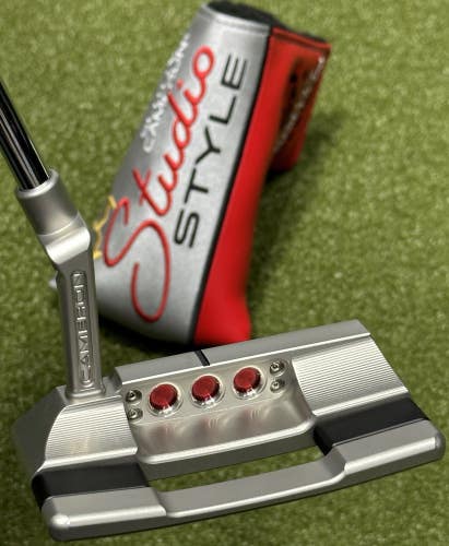 Scotty Cameron Studio Style Squareback 2 Putter 33" Inch w/ Headcover RH MINT!