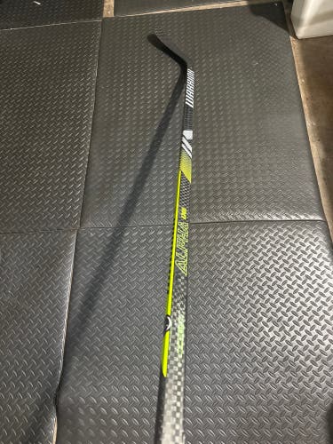 Senior Warrior Alpha LX2 Left Hand Hockey Stick P28 75 Flex Pro Stock (Used)