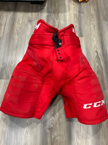 Men's Senior Medium CCM HP31 ** Hockey Pants Pro Stock (Used)