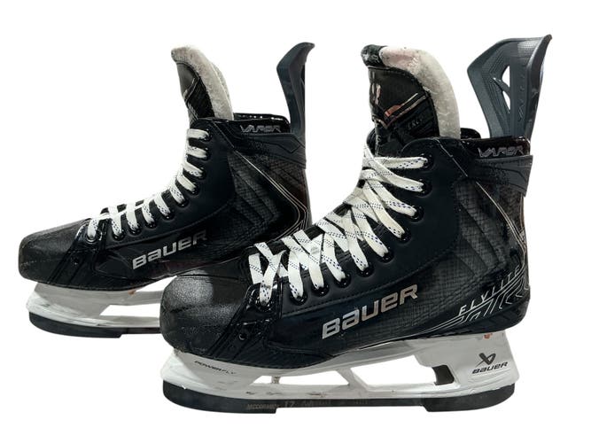 Stars Bauer Vapor Flylite Pro Stock Size 9 Hockey Skates (Used) 4983